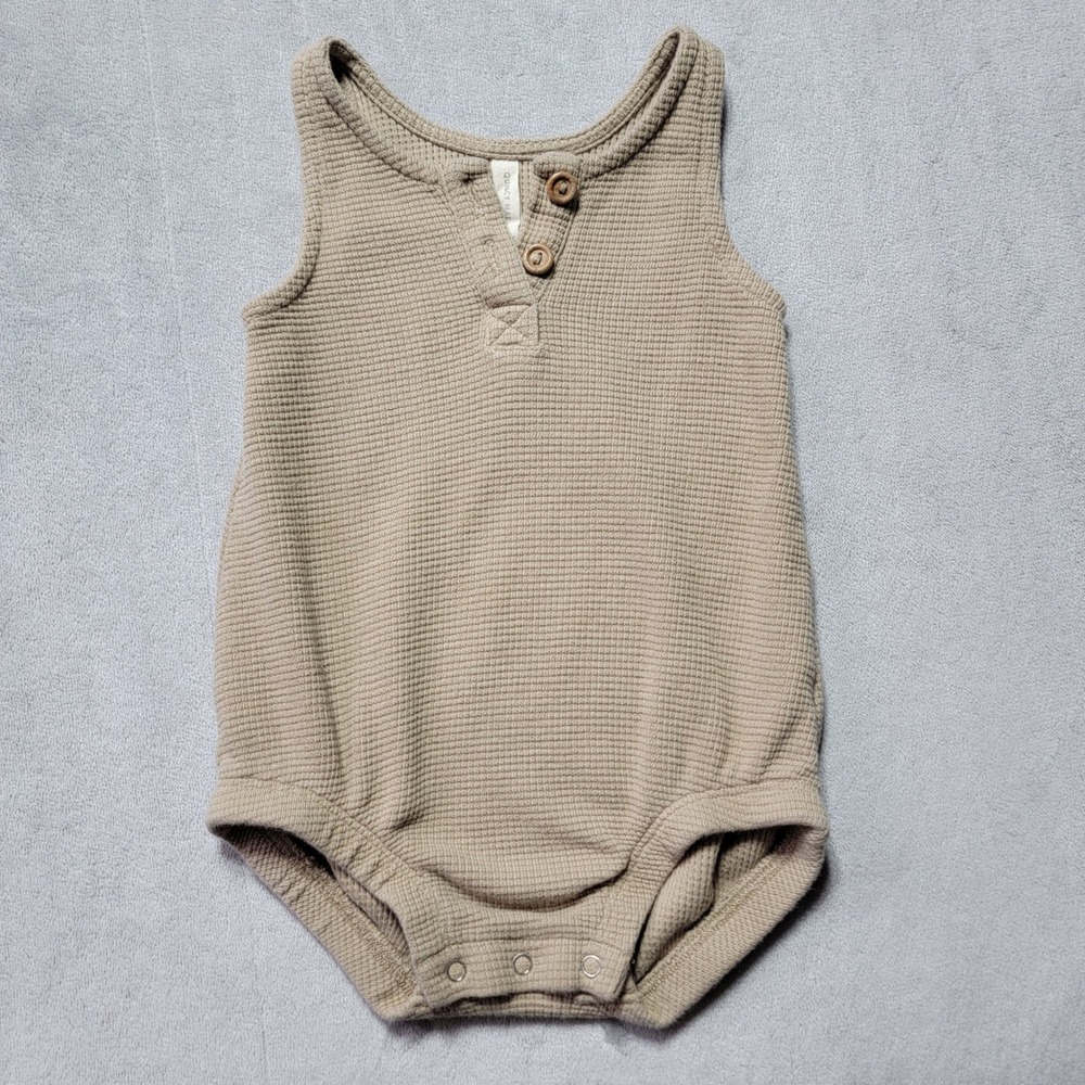 Quincy Mae 6-12m Organic Cotton Waffle Knit Henley Tank Romper Tan Beige